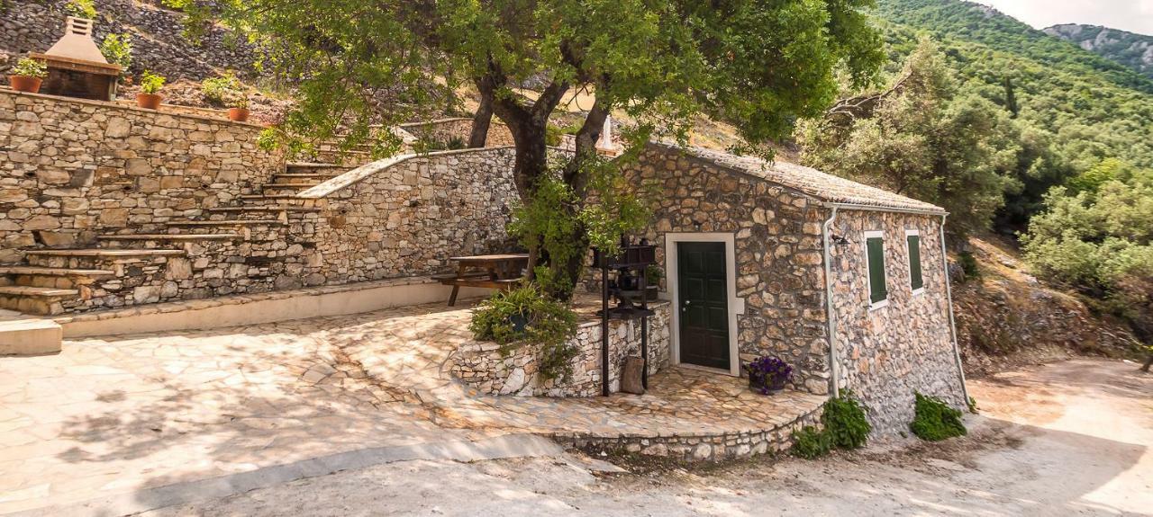 Castelli Olive Press ξενώνας Αχαράβη Εξωτερικό φωτογραφία